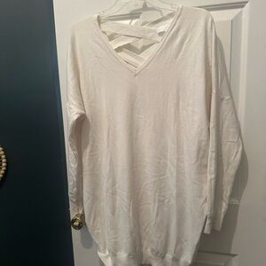 Chic Cream V-Neck Sweater